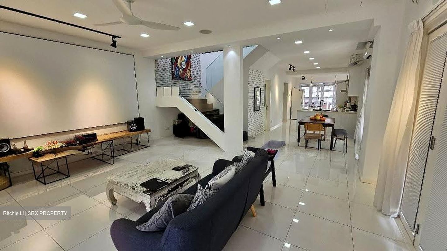 Parbury Avenue (D16), Terrace #636504081